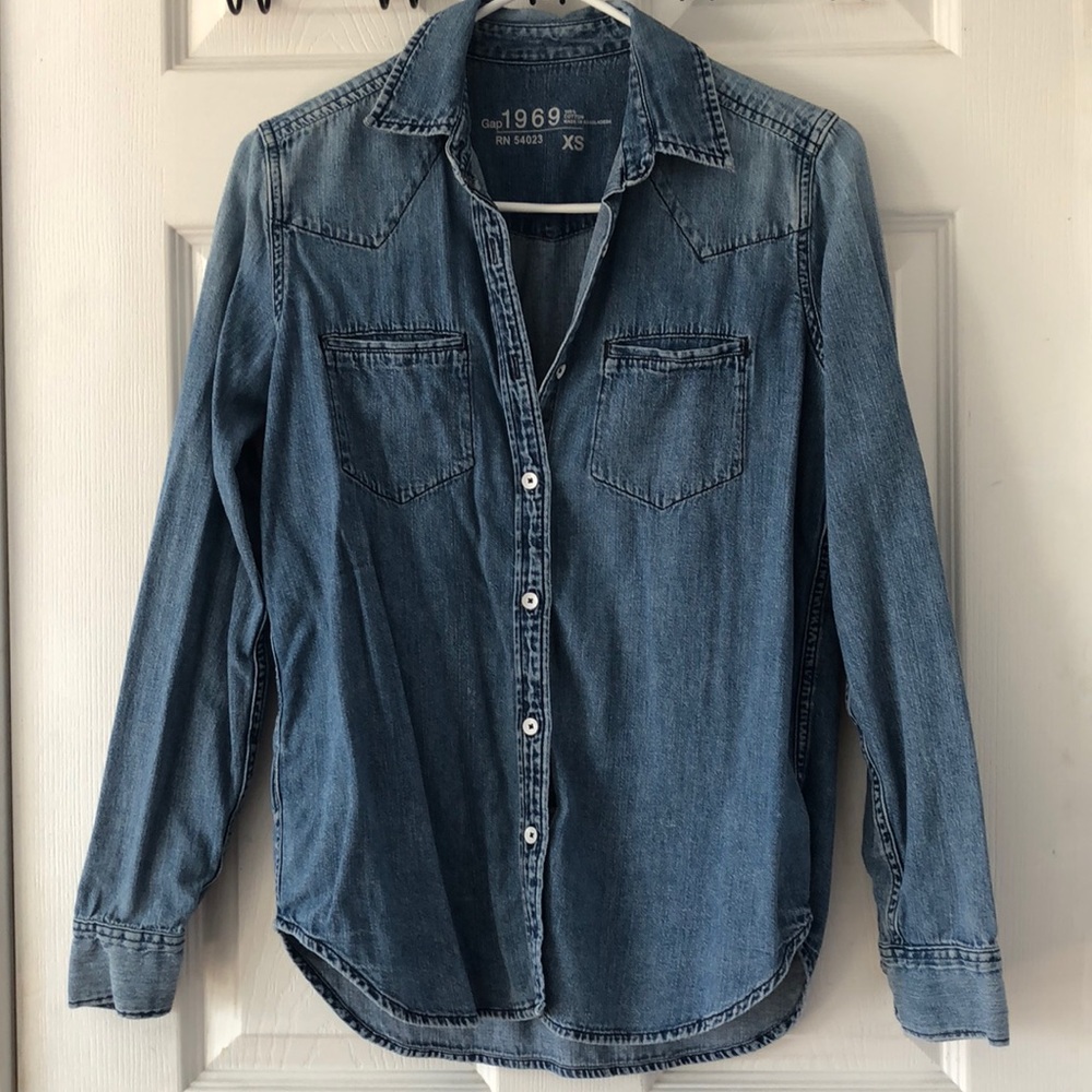 GAP | Denim Button Up